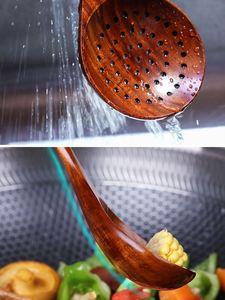 Lot de 8 ustensiles de cuisine écologiques en bois de teck avec trou, spatules et cuillères, personnalisables avec logo, vente en gros - Product Image 5
