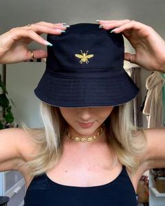 Venta al por mayor personalizado bordado personalizado cubo sombrero de algodón todo impreso playa Reversible cubo gorra sombrero Fabricación de Vietnam - Product Image 1