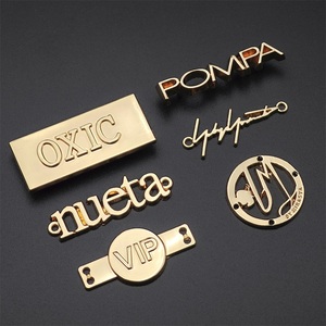 Accesorios para bolsos, Hardware, etiqueta en relieve 3D, logotipo de bolso personalizado, placa de <span class=keywords><strong>Metal</strong></span>, etiqueta de marca para decoración de bolsos - Product Image 1