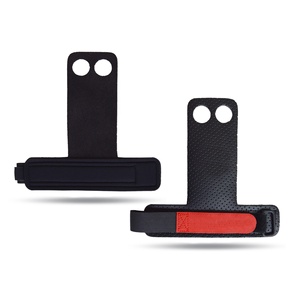 ที่จับยกน้ำหนักหนังและ PU รุ่น M.F MF-01076 พร้อมสายรัดโลหะกันลื่นสำหรับการออกกำลังกายในยิม - Product Image 2