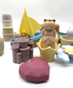 Lot <span class=keywords><strong>de</strong></span> 4 jouets <span class=keywords><strong>de</strong></span> <span class=keywords><strong>bain</strong></span> en silicone en forme <span class=keywords><strong>de</strong></span> princesse, faciles à nettoyer et à presser, pour bébés <span class=keywords><strong>de</strong></span> 6 à 12 mois - Product Image 4