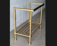 Pieds de meubles-lavabos en acier inoxydable 304, étagères de salle de bain en laiton brossé et marbre de Carrare, ensemble de meubles-lavabos de salle d'eau luxueux pour hôtel, design emblématique