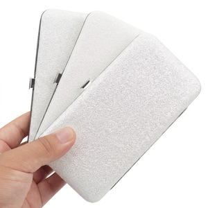 Boîte d'emballage magnétique rose personnalisée Teejay pour pinces à cils – Meilleur étui organisateur - Product Image 2