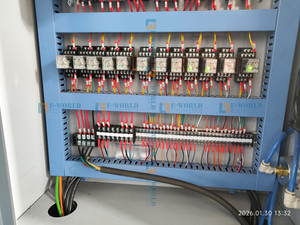 Sierra ingletadora de doble cabezal E-WORLD de precisión para perfiles de aluminio, 45-90 grados, alta precisión, control PLC, 380V - Product Image 6
