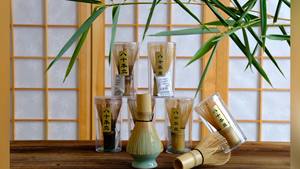Ensemble de 7 Pièces d'Outils Japonais pour la Cérémonie du <span class=keywords><strong>Thé</strong></span> Matcha : Fouet, Bol en Céramique, Tamis, Cuillère à Matcha, Support et Torchon - Product Image 6