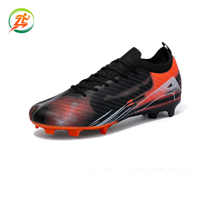 <span class=keywords><strong>Scarpe</strong></span> <span class=keywords><strong>da</strong></span> <span class=keywords><strong>Calcio</strong></span> Unisex con Design a <span class=keywords><strong>Tacchetti</strong></span> Lunghi e Profili <span class=keywords><strong>Bassi</strong></span>, Tomaia in PVC, Suola in Gomma - <span class=keywords><strong>Scarpe</strong></span> Sportive per Tutte le Stagioni - Product Image 1