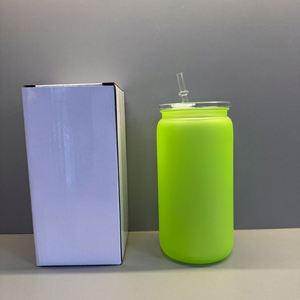 Gobelet Mason en plastique PC coloré avec paille, conception anti-fuite, portable, durable pour usage extérieur, moderne, simple, vente en gros - Product Image 3
