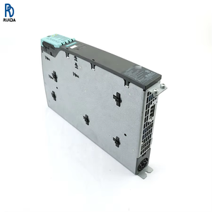 Motor Servo Sincrónico de Alto Rendimiento 6SL3130-6AE15-0AB1 con Integración de Accionamiento, Imán Permanente y Diseño de Superficie Lisa - Product Image 1