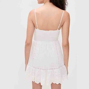 Vestido mini halter plisado con bordado floral personalizado y encaje, de alta calidad, 100% algodón bordado. - Product Image 4