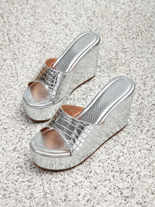 Sandales compensées en cuir verni argenté à bout ouvert, plateforme et talon haut, style été, pour femmes, vente en gros, paiement par proxy - Product Image 5