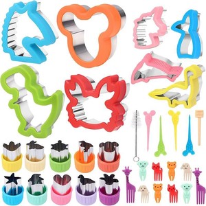 Lot de 34 <span class=keywords><strong>emporte</strong></span>-<span class=keywords><strong>pièces</strong></span> et <span class=keywords><strong>emporte</strong></span>-<span class=keywords><strong>pièces</strong></span> à sandwichs en forme de cœur <span class=keywords><strong>Mickey</strong></span> dinosaure pour enfants, vente en gros - Product Image 1