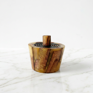 Quemador de incienso de resina y madera de moda, hecho a mano, con diseño decorativo de ventilación para Bakhoor y aromaterapia - Product Image 1