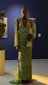 ชุดแต่งงานลูกไม้แขนยาวทรงเอ็มไพร์ประดับคริสตัลหรูหราสำหรับสาวพลัสไซส์  ชุดราตรีออกงานสุดหรู - Product Image 3