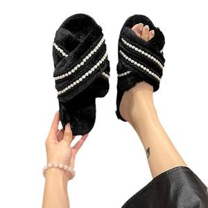Nuevas Pantuflas Peludas de Comercio Exterior 2025 para el Hogar con Cadena Cruzada, Planas para Mujer - Product Image 5