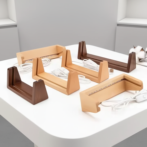 Lampe de chevet 3D créative en forme de U avec base en bois, support de lampe de bureau, cadeau de Noël en acrylique LED avec câble USB, idéal pour la décoration de bureau (ODM) - Product Image 1