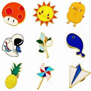 Pins de Esmalte Metálico Teñido de Alta Calidad con Diseños de Animales como Tigre, León y Bestias - Product Image 1
