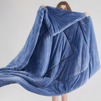 Vente en gros 100% polyester léger 2 en 1 épaisseur doux au toucher Textile de maison taille personnalisée oreiller couverture