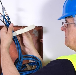 Ruban en fibre de verre à isolation thermique Ruban en tissu de verre haute température pour l'isolation électrique et industrielle - Product Image 2