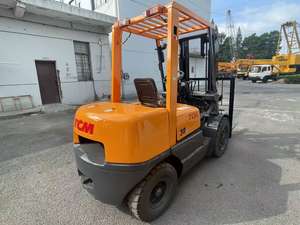 Montacargas Diésel Japonés Usado TCM para HELI, 3 Toneladas, Modelos FD30, 8FD50, FD70, con Desplazador Lateral, Longitud de Horquilla de 1220 mm, 6 Meses de Garantía - Product Image 5