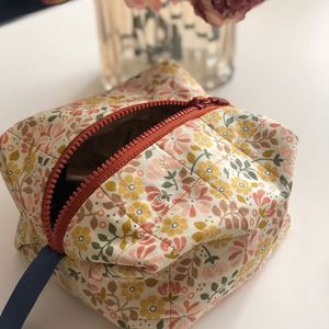 Low Moq Women's Fashion Customized Hand Block Printed <b>Quilted</b> <b>Makeup</b> <b>Bag</b> Cotton Fabric Small and Large Toiletry <b>Bag</b> Pouch - Product Image 5