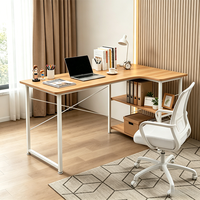 Bureau d'ordinateur de style industriel avec étagères ouvertes, meuble de rangement, poste de travail de bureau