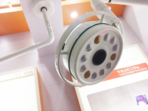 Lámpara de Examen Veterinario LED Ajustable EUR VET, 40000lx, Regulable, Luz Fría de 5000K, 50000h, 36W, para Hospital Veterinario - Product Image 5