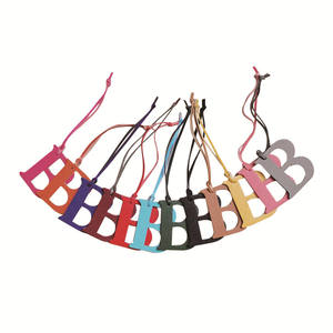 Llavero de Lujo de Diseñador en Cuero Genuino de Vaca con Letra, Colgante para Bolso, Adorno para Bolsos, Etiquetas para Equipaje, Accesorios para Chicas - Product Image 5