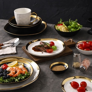 Juego <span class=keywords><strong>de</strong></span> vajilla <span class=keywords><strong>de</strong></span> cerámica chapada en oro <span class=keywords><strong>de</strong></span> lujo Plato <span class=keywords><strong>de</strong></span> carne Premium, platos <span class=keywords><strong>de</strong></span> postre, ensaladera, <span class=keywords><strong>taza</strong></span> <span class=keywords><strong>de</strong></span> café para restaurantes <span class=keywords><strong>de</strong></span> hotel - Product Image 2