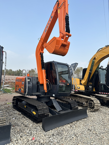 รถขุดมือสองฮิตาชิ ZX70 ปี 2025 พร้อมเครื่องจักรไฮดรอลิกแบบตีนตะขาบ 7 ตัน มีสินค้าในสต็อก จัดส่งฟรี - Product Image 3