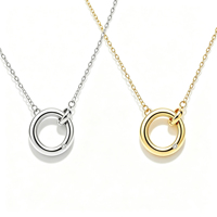 Collier pendentif double anneau en argent pur S925, design ajouré minimaliste, petites pierres en zircone cubique, chaîne à maillons