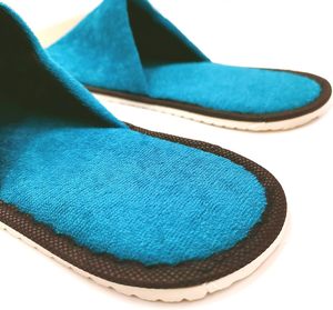 Chaussons jetables haut de gamme écologiques avec semelles en EVA recyclables – Articles de luxe pour hôtels, idéaux pour la salle de bain et les voyages - Product Image 4