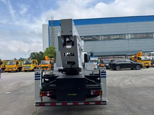 Nouvelle <span class=keywords><strong>nacelle</strong></span> élévatrice diélectrique haute tension 4x4 Isuzu Diesel 15m avec bras isolé, options LHD/RHD - Product Image 5