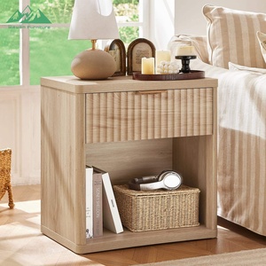 Table de chevet Wayon moderne à un tiroir en chêne massif de style croate - Product Image 3