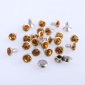QIYI verre <span class=keywords><strong>strass</strong></span> Rivets goujons pointes laiton <span class=keywords><strong>Strass</strong></span> décoration cheval bride verre pierres pour cuir vêtements chaussures - Product Image 6