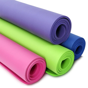 Colchoneta de Yoga y Gimnasia Antideslizante de 10 mm de Grosor, Equipo Deportivo para Fitness, Manta de Ejercicio Hecha de Material NBR - Product Image 2