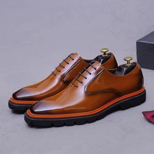 Botas Chukka de Tobillo para Hombre, Mezcla de Cuero y Gamuza, Impermeables, con Cordones, Transpirables, Diseño Retro Otoñal, Hechas a Medida para Venta al Por Mayor - Product Image 3