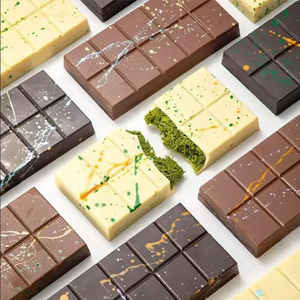 Kẹo bán buôn chất lượng cao thủ công Dubai, sôcôla ngọt với nhân pistachios và mứt, đóng gói số lượng lớn, OEM/ODM, bán chạy, miếng giòn - Product Image 6