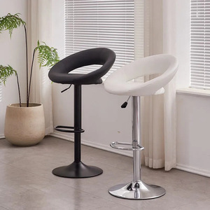 Tabourets de bar réglables en hauteur, pivotants, avec structure en acier inoxydable et dossier, pour utilisation à la maison ou au comptoir de bar. - Product Image 3
