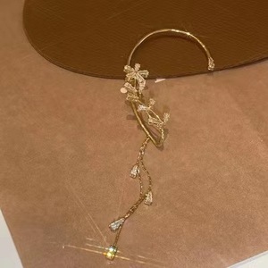 Mode papillon perle étoile lune oreille Clip <span class=keywords><strong>boucle</strong></span> d'oreille femmes <span class=keywords><strong>or</strong></span> et argent Non percé <span class=keywords><strong>Cartilage</strong></span> boucles d'oreilles français oreille Clip - Product Image 5