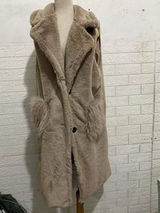 Nouveau gilet de vêtements d'extérieur pour femmes grande taille automne et hiver avec poches à la mode, col de costume long <span class=keywords><strong>sans</strong></span> manches - Product Image 2