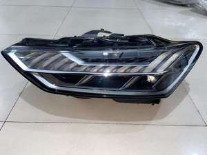 ไฟหน้ารถยนต์ OEM สำหรับ Q8 Audi ไฟหน้ารถแบบเมทริกซ์ LED ไฟหน้ารถยนต์แบบดั้งเดิม