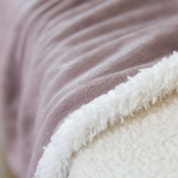 Couverture en flanelle sherpa réversible douce et confortable à double couche anti-boulochage pour chambre à coucher, canapé