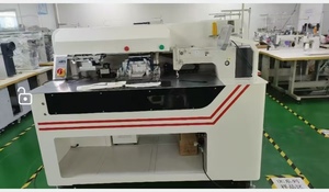 Machine à coudre plate à point noué à aiguille unique entièrement automatique avec moteur de découpe laser et engrenage métallique pour la pose de passepoil de poche - Product Image 3