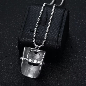 时尚INS风格不锈钢个性焊接工具吊饰项链头盔项链男女款 - Product Image 4