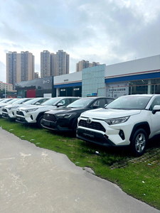 Voiture ToyotaS <span class=keywords><strong>Rav</strong></span> <span class=keywords><strong>4</strong></span> 2025 2024 Coches de combustible de bajo <span class=keywords><strong>precio</strong></span> a la venta Modelo barato 2.0L COMPACT HYBRID SUV RAV4 Toyotas 2025 - Product Image 5