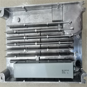 มิตซูบิชิ Fr-A840-00052-2-60 อินเวอร์เตอร์ปรับความถี่ 380 โวลต์ สามเฟส 750 วัตต์ ควบคุมแบบเวกเตอร์ สำหรับงานอุตสาหกรรมโลหะ - Product Image 2