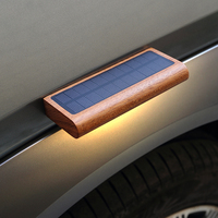 Lampe murale décorative moderne pour la maison, éco-responsable, solaire, à détecteur de mouvement, LED carrée, mini, blanc chaud, en bois, batterie 500 mAh, sans fil