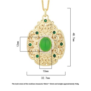 Collier pendentif élégant et écologique en cuivre plaqué or vintage, style palais, avec zircon cubique vert 10*12mm, pour femme - Product Image 2