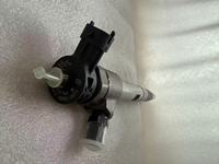 Injecteur de carburant DOOSAN DM02 7386500 compatible avec BOBCAT T550/S550 BOSCH 0445110968 pour engins de construction