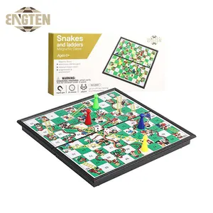 Hot Sale Educacional Plastic Classic Board Game Set Magnetic Board Popular Chess Game Snakes e Escadas para Crianças Adultos